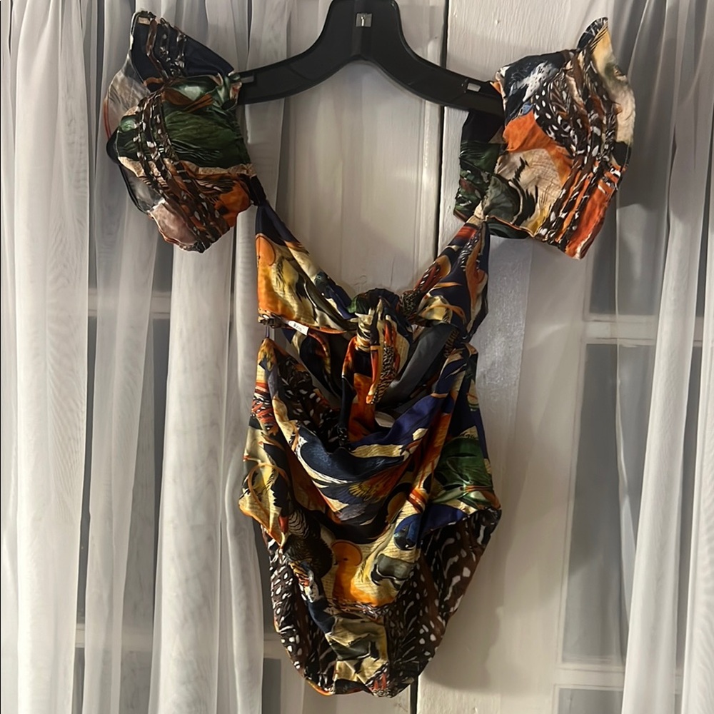 Aqua De CoCo Bird Print Women’s Two Piece Swimsuit Top Medium Bottom Small